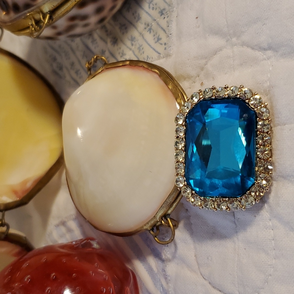 Vintage Costume Brooch